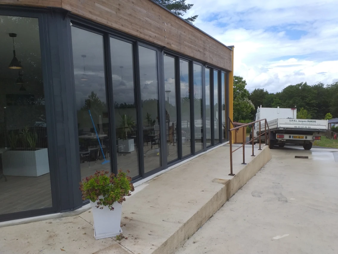 Menuiserie aluminium en Dordogne - Métallerie Dubois
