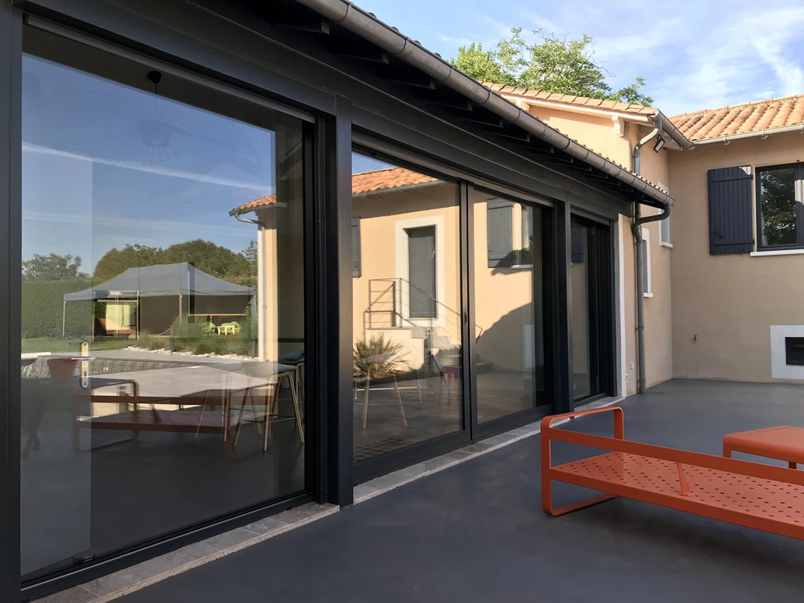 Menuiserie aluminium en Dordogne - Métallerie Dubois