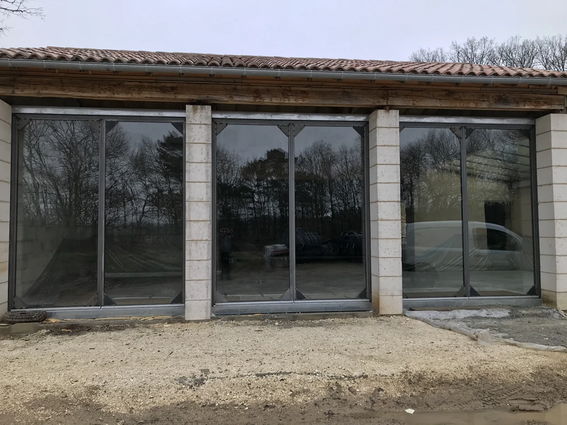 Menuiserie métallique en Dordogne - Métallerie Dubois
