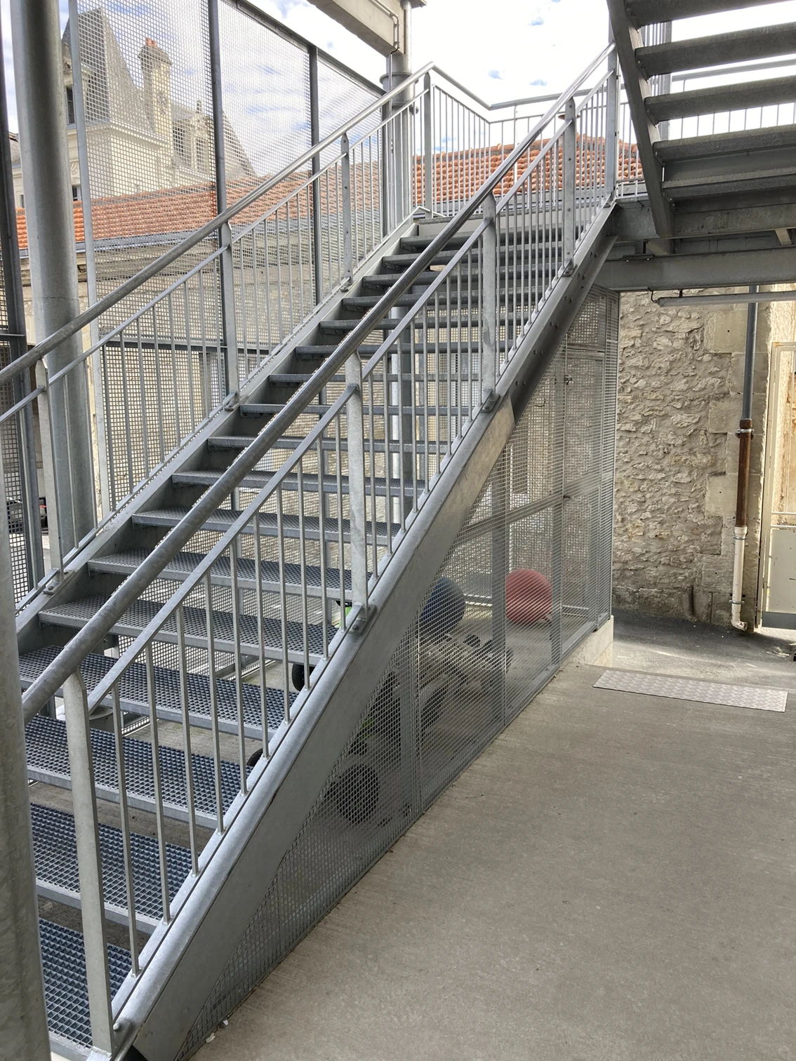 Réalisations escaliers en Dordogne - Métallerie Dubois